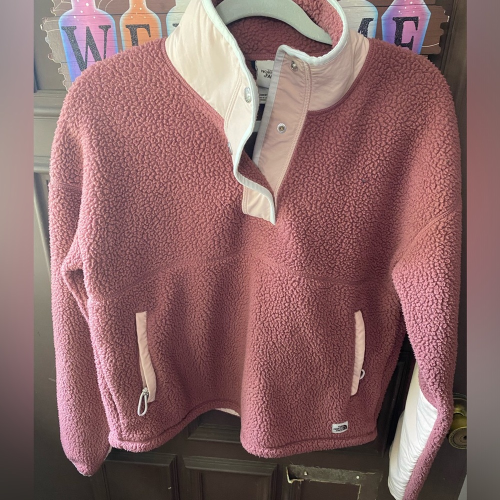 Womens Small Sherpa North Face half button up